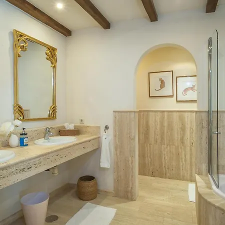 Sildavia Villa *